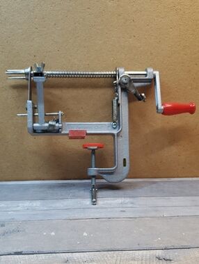 The Pampered Chef Red-Handled Fruit Peeler/Corer Attachment  #5